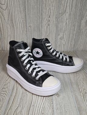 Converse Chuck Taylor All Star Move Platform Leather Sneakers Womens 8.5